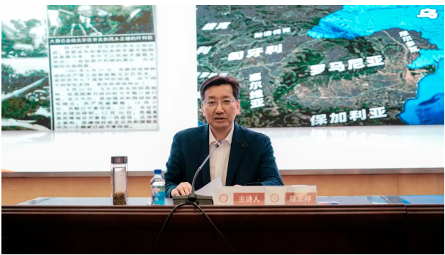 省委直属机关工委常务副书记陈正祥盛赞武昌理工学院(图2)
